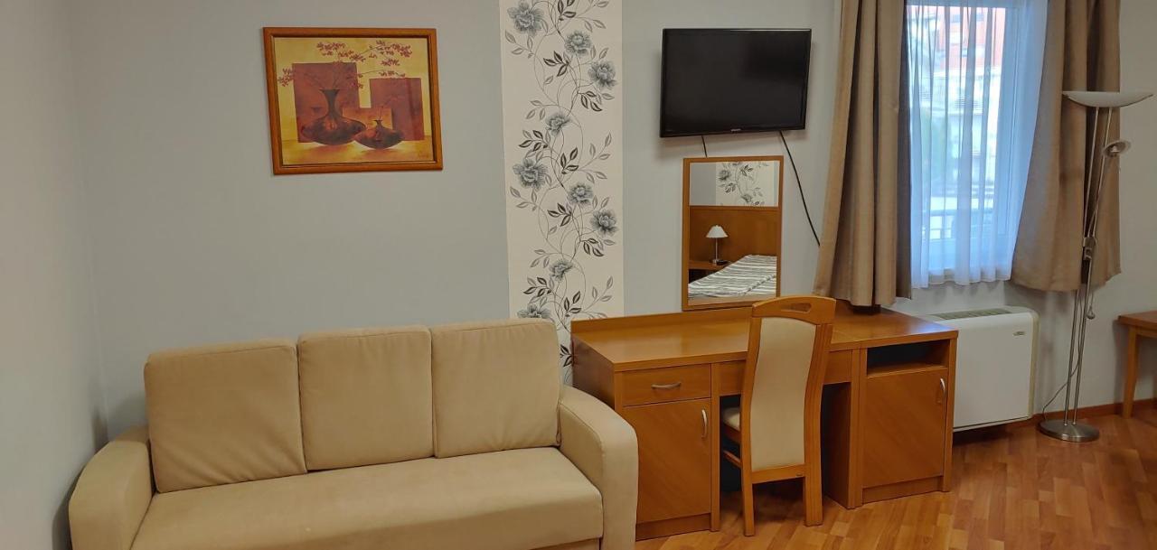 Panoráma Lux Wellness apartman Hajduszoboszlo Exterior foto